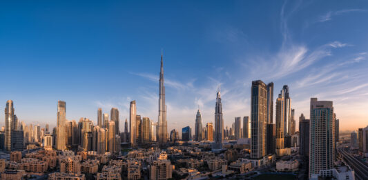 Dubaï réaffirme la cohésion de son secteur touristique lors d’un City Briefing record Dubai welcomes 19.59 million international overnight visitors in 2025