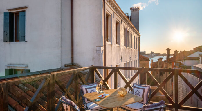 @ credit Gabrielli Luxury Apartments Venezia - Starhotels Collezione__Two Bedroom Deluxe Apartments with Rooftop Altana Terrace