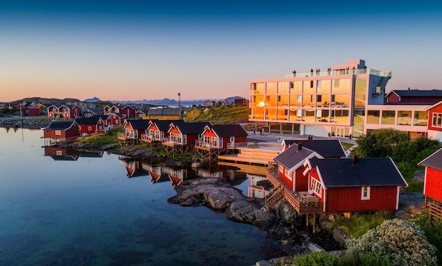 @ credit Up Norway