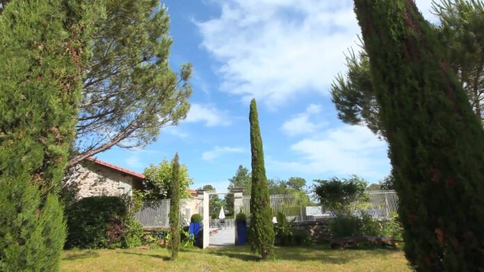 Éclairage, Dordogne | Le Domaine de Montagenet rejoint le Quiet Luxury Group de Laetitia Morlat Éclairage, Dordogne | Le Domaine de Montagenet rejoint le Quiet Luxury Group de Laetitia Morlat