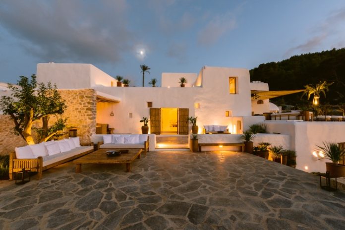 @ credit Ca S’Uzina by Atzaró