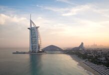 Dubaï | Jumeirah lance la restauration du Burj Al Arab avec une fermeture de 18 mois, le français Tristan Auer à la manœuvre Jumeirah Burj Al Arab @ credit Jumeirah