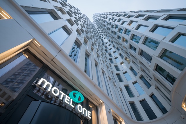 Motel One Surpasses One Billion Euros in Revenue / Growing International Presence Confirms the Hotel Concept @ credit photo Motel One