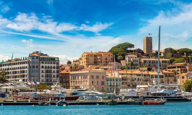 Vieux port de Cannes @ credit Depositphotos.com