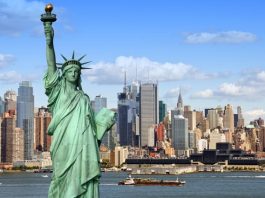 États-Unis | Le tourisme international chute aux États-Unis à l’approche du Mondial 2026 new york cityscape, tourism concept photograph