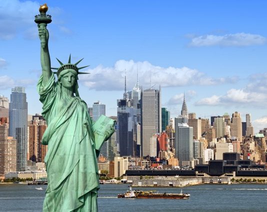 États-Unis | Le tourisme américain recule fortement malgré l’approche de la Coupe du Monde FIFA 2026 new york cityscape, tourism concept photograph