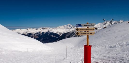 La chute | Luxe, dette et montagne : ce que révèle le dossier Guerlain Chicherit Courchevel @ credit Depositphotos