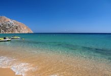 Plage de Paraga, Mykonos @ creditDepositphotos