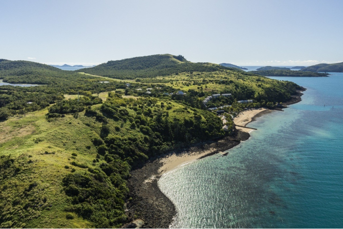 Lindeman Island @ credit La Vie Hotels & Resorts