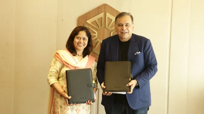 Mrs Suma Venkatesh & YMr adur Kapur @ credit IHCL