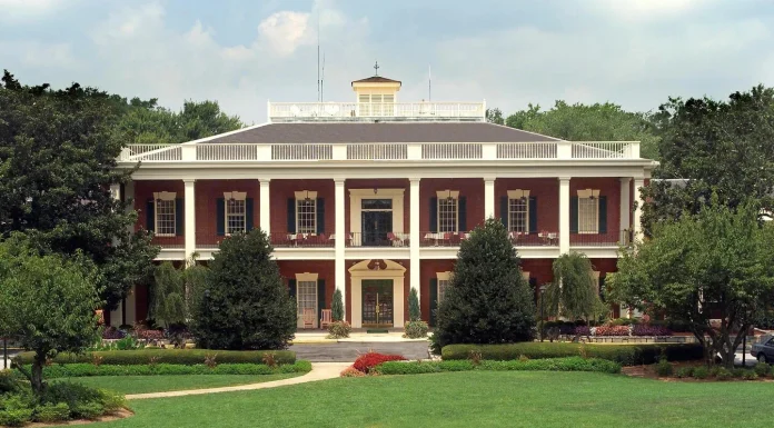 @ credit The Inn at Stone Mountain Park