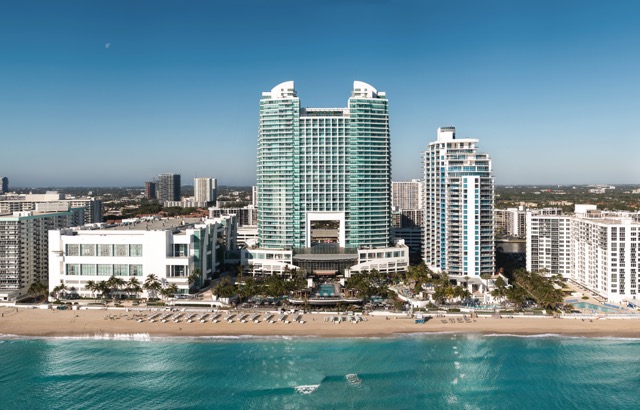 Signia-by-Hilton-Diplomat-Beach-Resort @ credit Hilton
