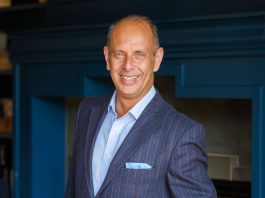USA | EN Floride, Pendry Hotels & Resorts nomme Stéphane Mercier GM du futur Pendry Tampa Stéphane Mercier @ credit linkedIn