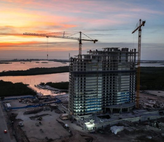 Résidentiel, Floride | The Ritz-Carlton Residences, Estero Bay a livré sa première tour résidentielle The Ritz-Carlton Residences @ credit Saltleaf