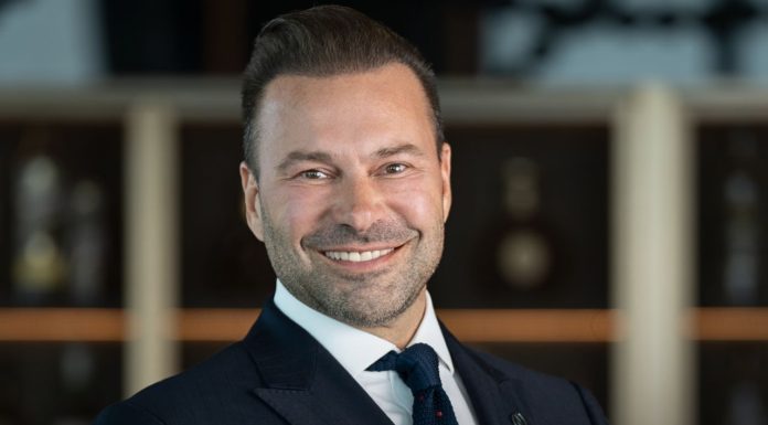 Thomas Peruzzo @ credit Fairmont Hotels & Resorts