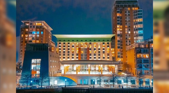 Images: Canary Riverside Plaza