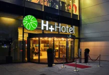 FUSAC | Motel One dévoile les premiers hôtels (en Allemagne, Autriche, Pologne et Hongrie) concernés par la reprise de Revo Hospitality Group @ credit H Hotel