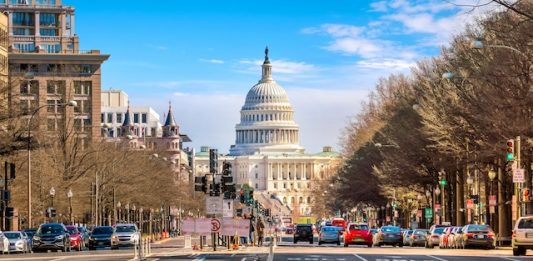 USA | HHM Hotels ajoute quatre adresses à Washington et Santa Fe The United States Capitol building in Washington, D.C.