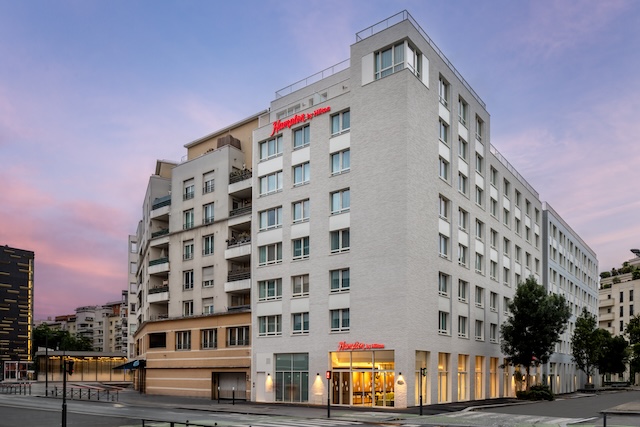 Hilton Paris St Ouen - Exterior@Viktor Kery