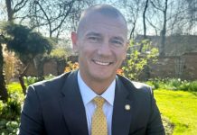 The Feathers recrute Peter Prusaczyk, ancien dirigeant du Belmond Le Manoir aux Quat’Saisons Peter Prusaczyk @ credit linkedIn