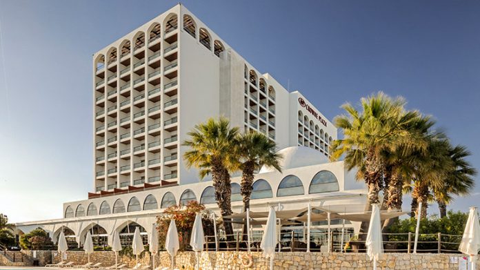 →2027, Portugal | InterContinental Vilamoura – Algarve, quatrième InterContinental au Portugal Image of the current hotel building as a Crowne Plaza Vilamoura which will be converted into InterContinental Algarve – Vilamoura