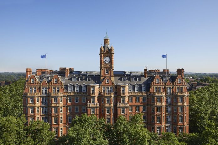 @ credit The Landmark Collection @ credit The Landmark Collection