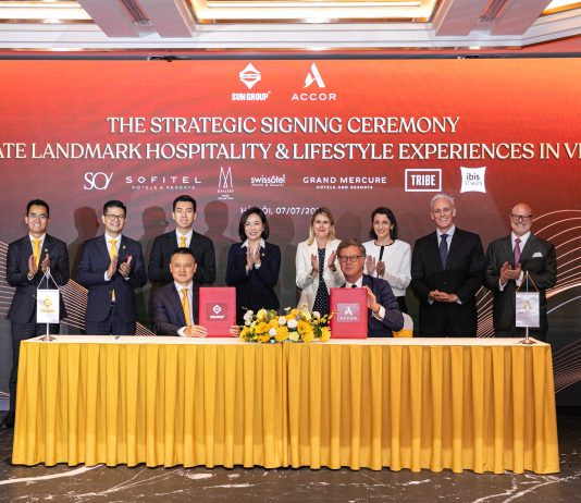 Accor et Sun Group renforcent leur partenariat stratégique pour développer plus de 5 300 clés au Vietnam Accor_x_Sun_Group_Signing_1