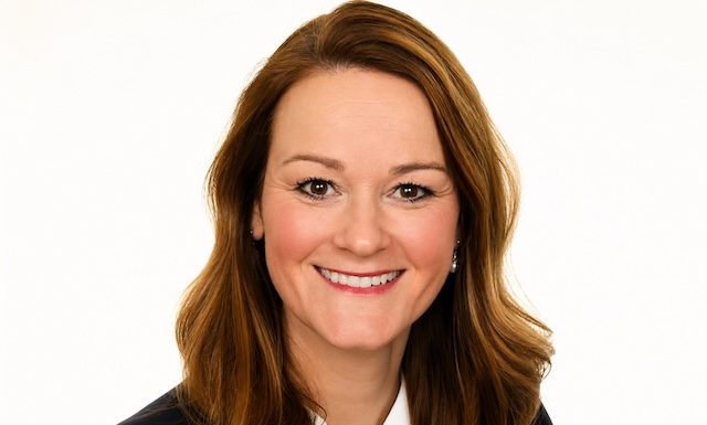 Jeanette Tax @ credit linkedIn