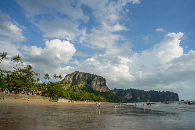 Fin 2026, Thaïlande | IHG Hotels & Resorts renforce sa présence dans le pays avec Holiday Inn Express Krabi Ao Nang Ao Nang @ credit Depositphotos.com