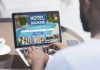 Revenue et gouvernance | Parité tarifaire, les sept leviers pour reprendre le contrôle des réservations directes Réservations en ligne, booking service, OTA @ credit Depositphotos.com