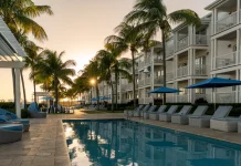 USA | Hilton renforce son maillage des Florida Keys avec son premier resort de marque à Key West Hilton-Key-West-Resort-Marina-Pool-Dusk