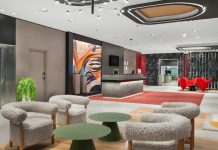 S2 2026, Hongrie | Danubius Hotels fait entrer Radisson Individuals en Hongrie avec l’Hotel Erzsébet à Budapest Hotel Erzsébet City Center Budapest, a member of Radisson Individuals _lobby_01