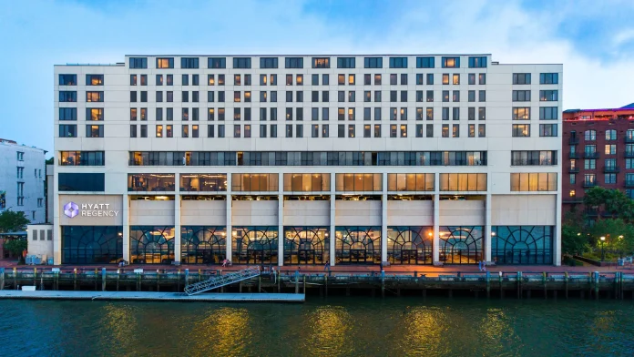 USA | Certares et Clearview Hotel Capital acquièrent le Hyatt Regency Savannah Hyatt Regency Savannah