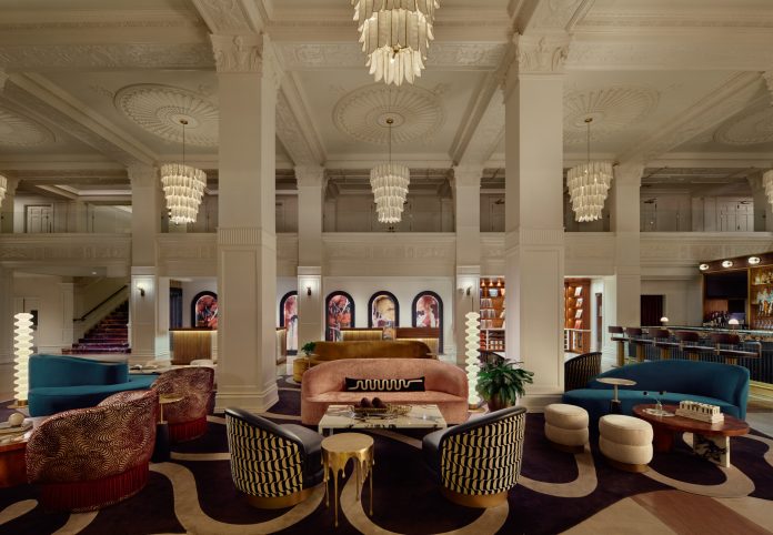 USA | Marriott intègre l’iconique Gunter Hotel de San Antonio à sa collection Tribute Portfolio The Gunter Hotel-Inside the Gunter Hotel Lobby