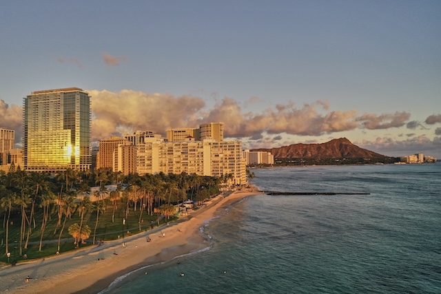 Ka Laʻi Waikīkī Beach, LXR Hotels & Resorts