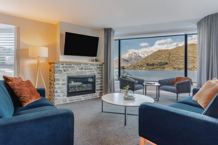 Queenstown Oaks Second round lounge original @ credit Minor Hotels