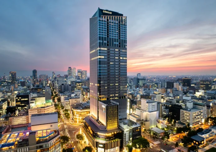 Hilton ouvre le Conrad Nagoya avec Mitsubishi Estate : 170 chambres au sommet de Sakae, débuts de la marque de luxe dans l'Aichi.