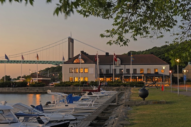 Mercure Gothenburg Exterior Dawn @ credit Accor Mercure Gothenburg Exterior Dawn @ credit Accor