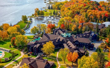 @ credit Château Montebello