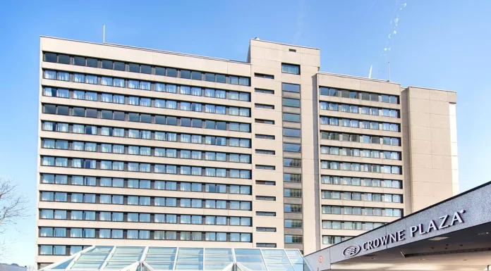 @ credit Crowne Plaza Frankfurt