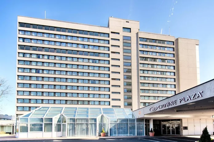 @ credit Crowne Plaza Frankfurt