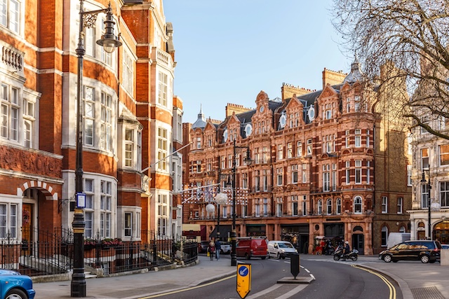 Mayfair, London @ credit Depositphotos.com