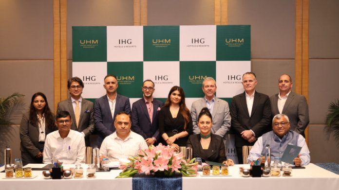 Garner Hotel Ahmedabad signature @ credit IHG