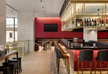 NYC, USA | Crowne Plaza par IHG ouvre son flagship new-yorkais à Times Square Le Fifty-First Street Social du Crowne Plaza Manhattan Times Square par IHG