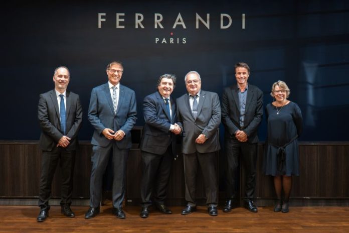 @ credit Jean-Pierre Savarino