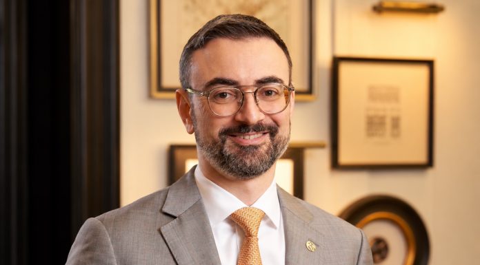 Karim von Alvensleben @ credit