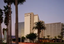 États-Unis | TKO Hotels propose 1,7 milliard d’euros pour les 92 hôtels de Service Properties Trust Sonesta Los Angeles Airport